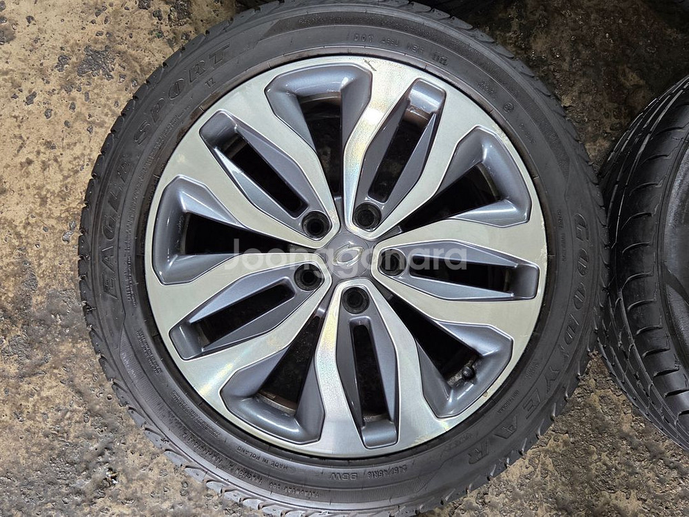 르노삼성 SM6 18인치휠타이어 pcd114.3--1