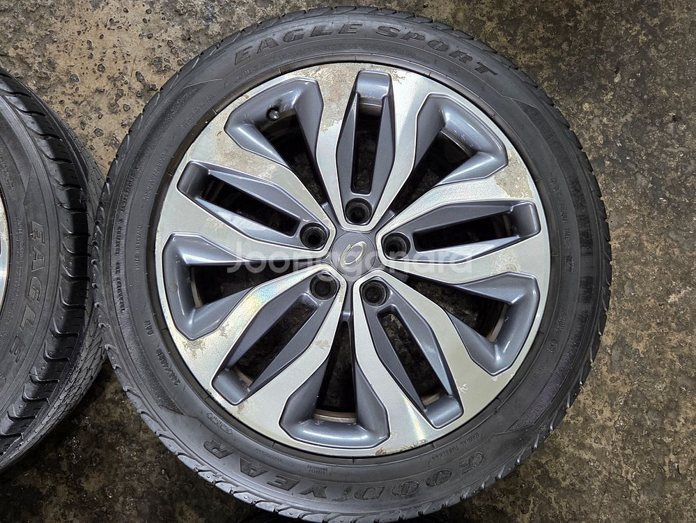 르노삼성 SM6 18인치휠타이어 pcd114.3--4