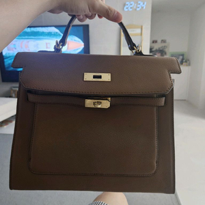 시슬리 백