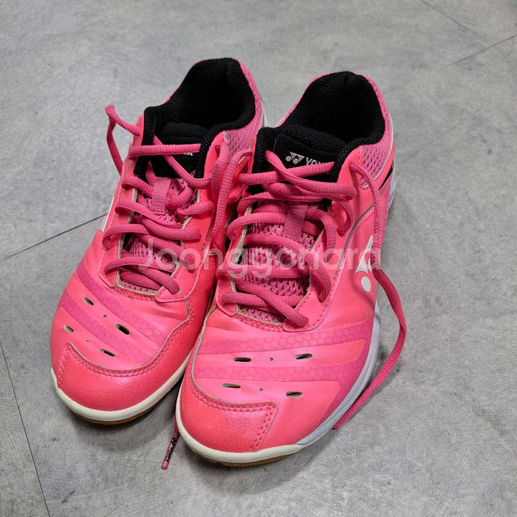 요넥스 배드민턴화 240--0