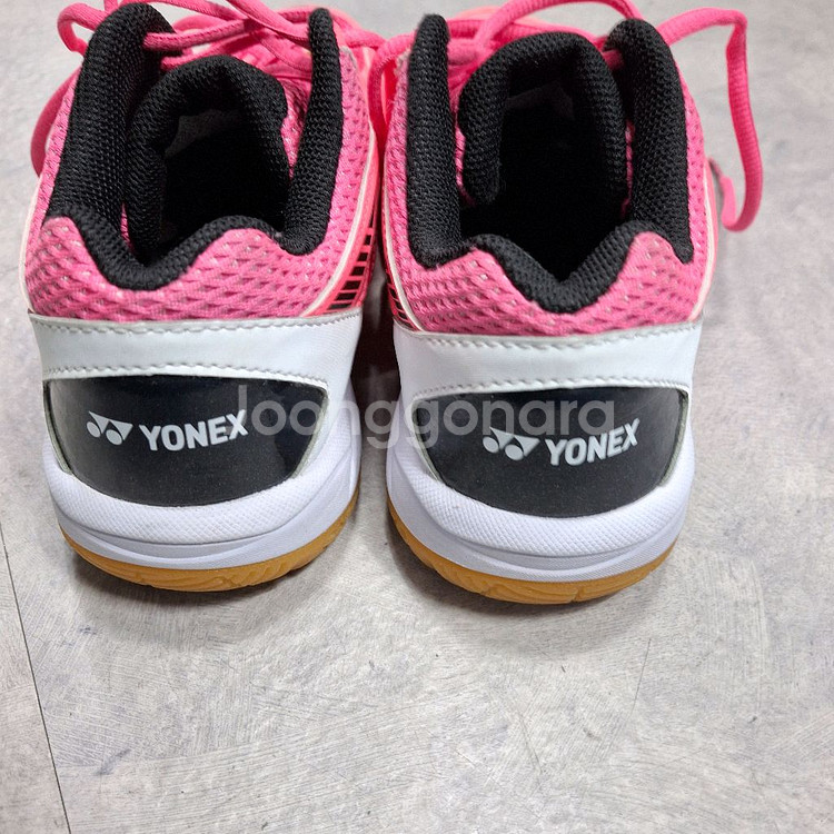 요넥스 배드민턴화 240--5