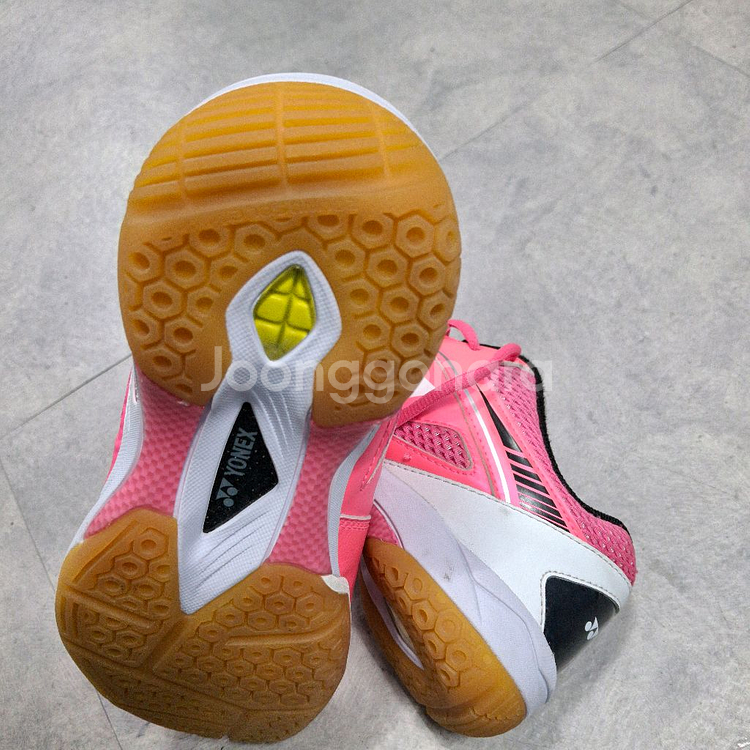 요넥스 배드민턴화 240--3