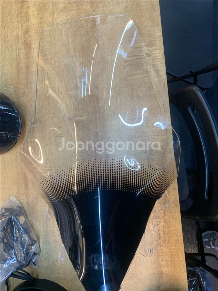 PCX125 윈드스크린 판매합니다.--0