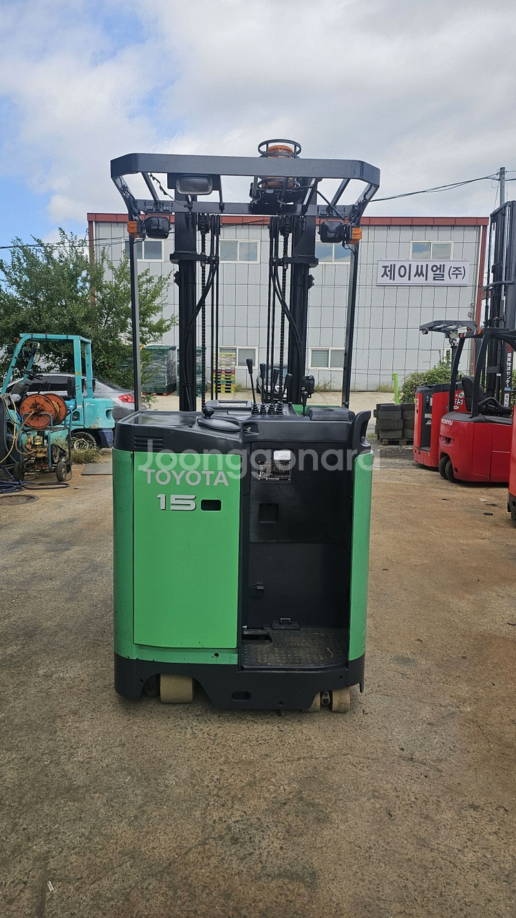 최신도요타 입식 7FBR1.5톤 전동지게차 4M FP--3
