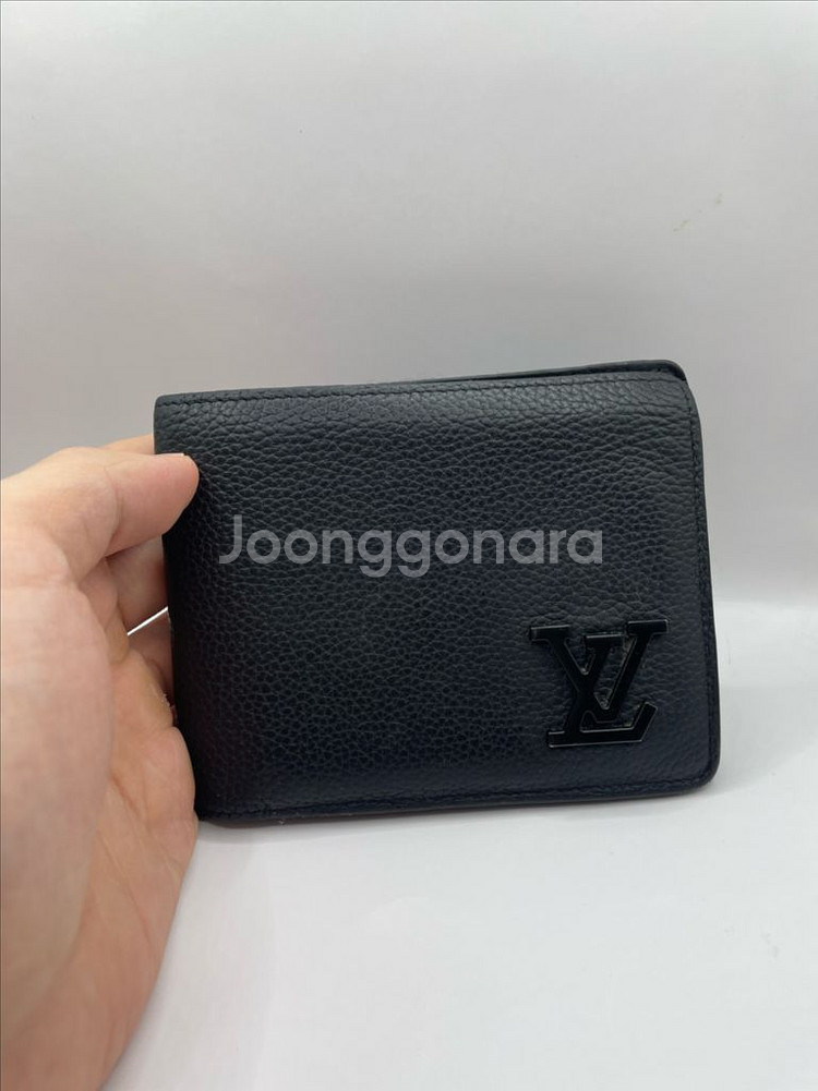루이비통 블랙 에어로그램 남성 반지갑--1