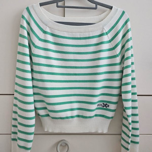 지컷 스트라이프 오프숄더 니트 프리사이즈 새상품