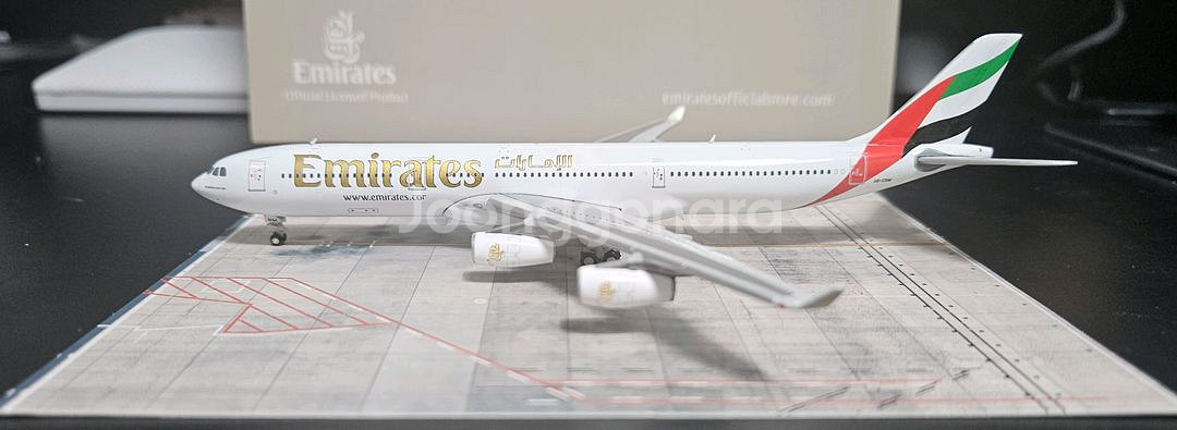 1:400 외항사 다이캐스트 4종--3