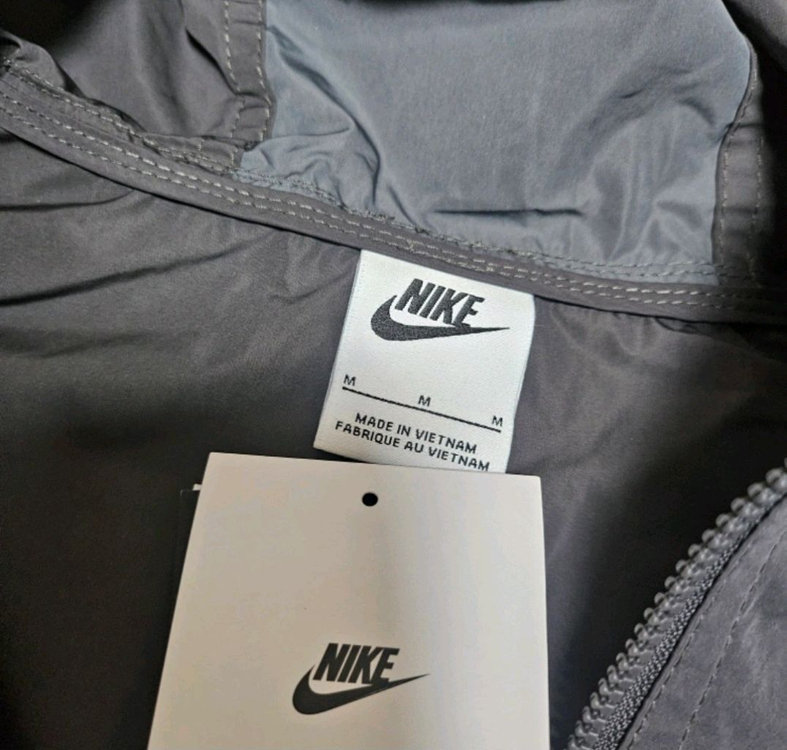 나이키 바람막이--1
