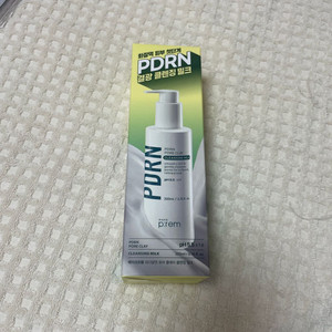 메이크프렘 pdrn 포어 클레이 클렌징 밀크