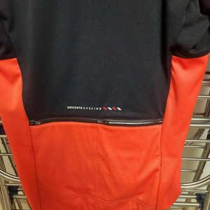 데상트 자전거 옷 사이즈 95