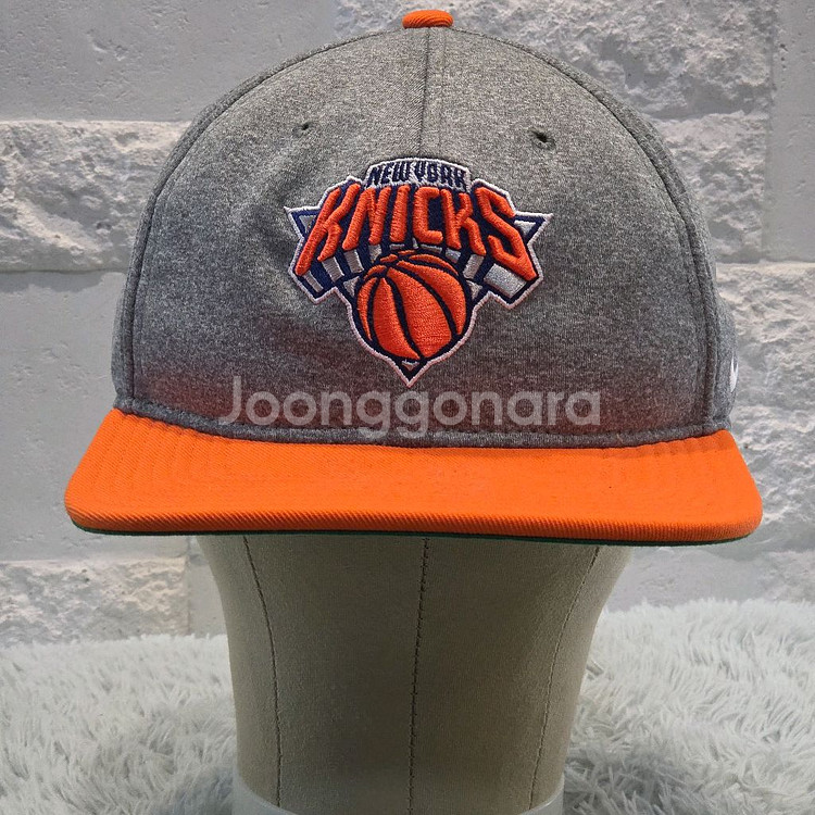 L2-1:나이키 NBA 뉴욕 닉스 드라이핏 스냅백(56--0