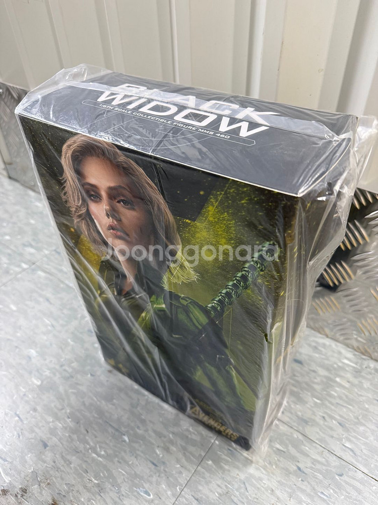 핫토이 MMS460 인피니티워 블랙위도우--2