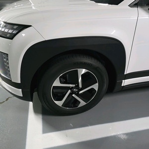 아이오닉9 19인치 휠타이어 판매합니다(부산)