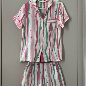 줄무늬 파자마 세트