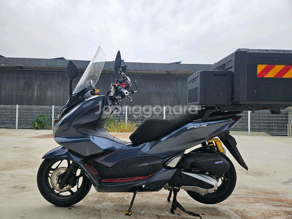 혼다PCX125/22년식/5만키로/210만원/2채널블박--1