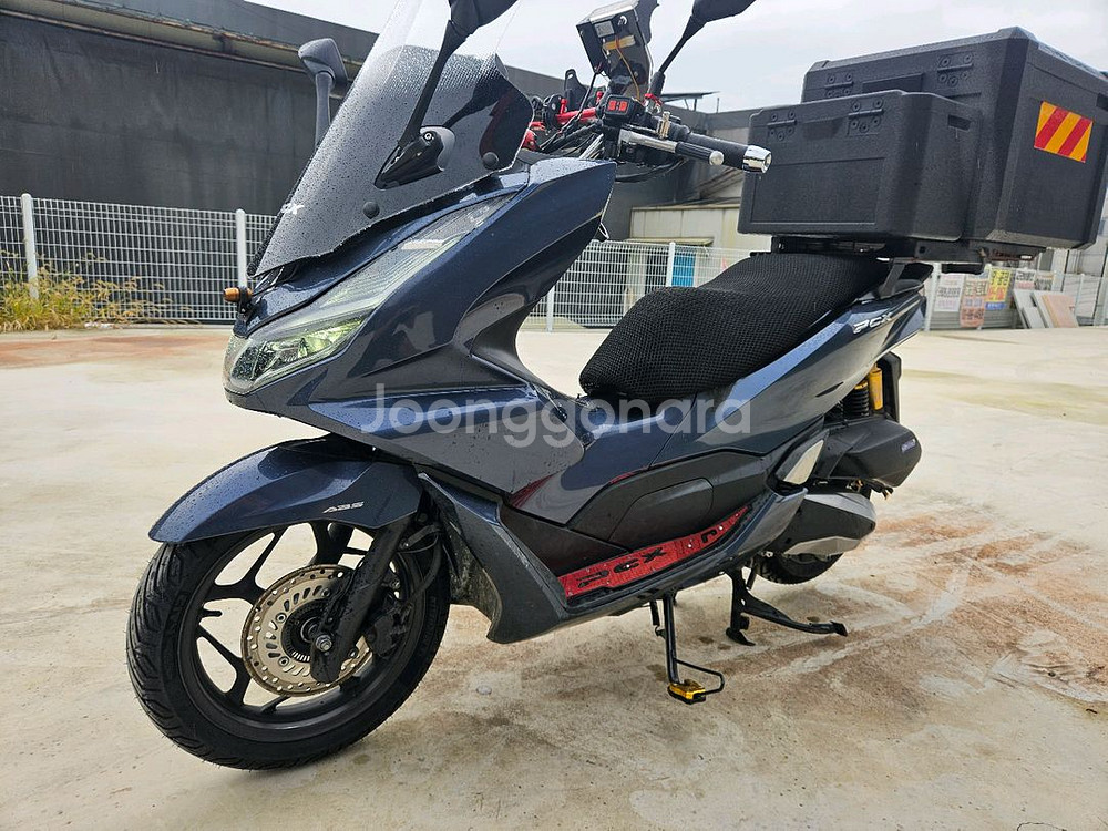 혼다PCX125/22년식/5만키로/210만원/2채널블박--3