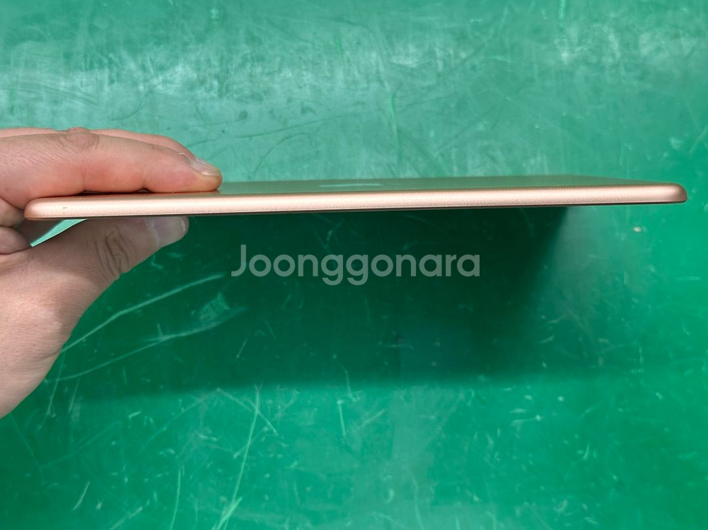 (액정파손) 아이패드 미니5 64기가 와이파이 판매합니--7