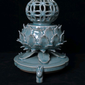 해강 유근형 칠보무늬투각향로