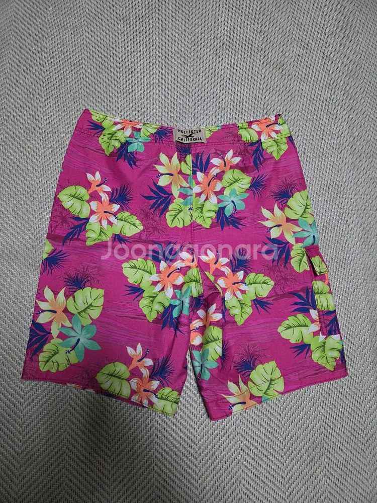 홀리스터 수영복m사이즈--1