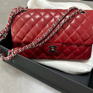 샤넬 램스킨 클래식 미듐 체인 숄더백