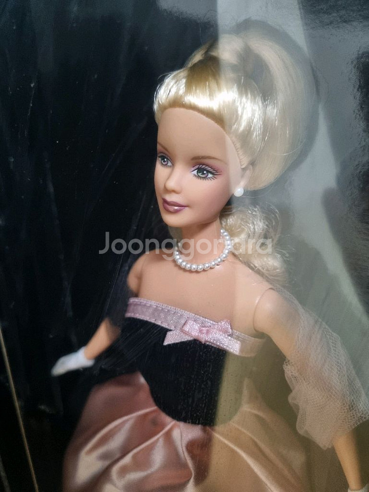 타임리스 실루엣 바비 인형--2