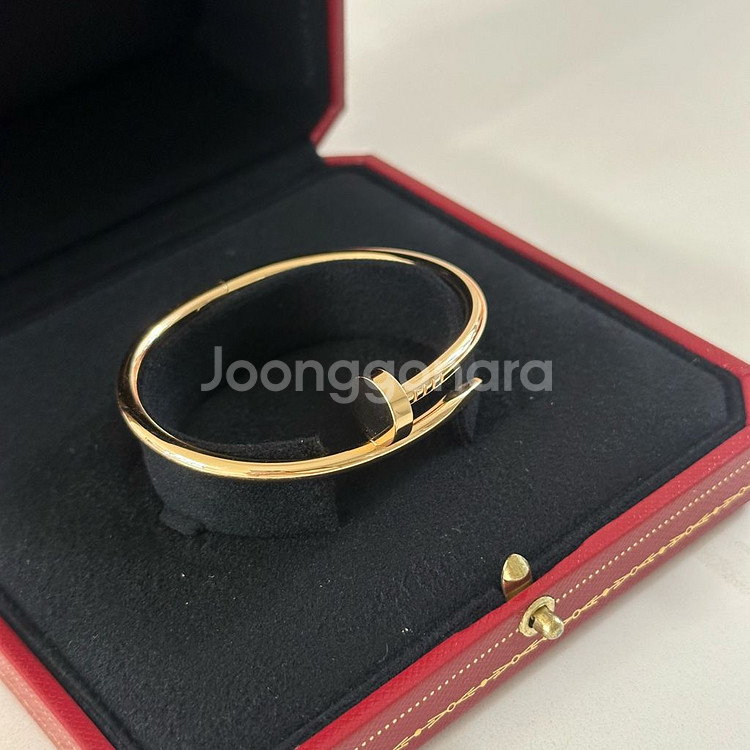 까르띠에 저스트앵끌루 팔찌 클래식모델--0