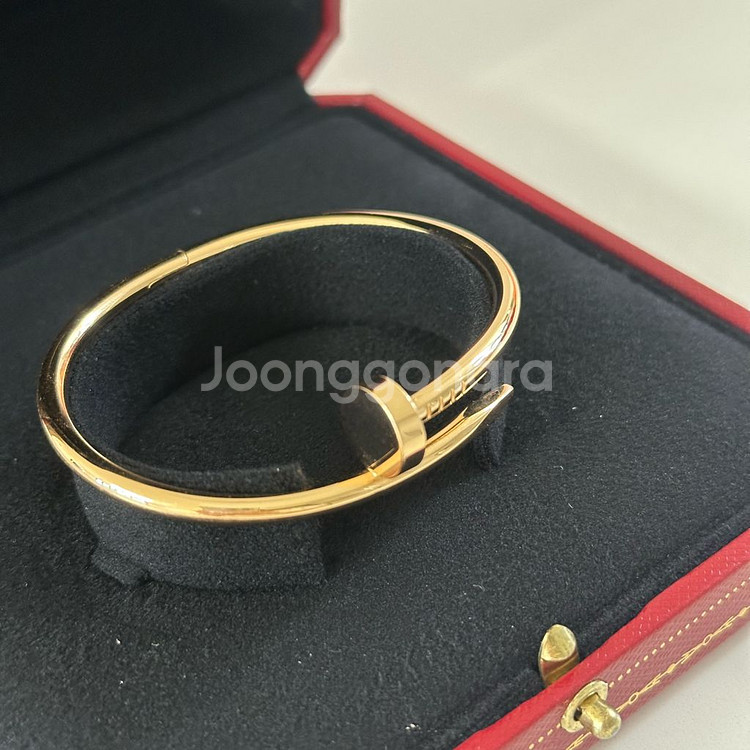 까르띠에 저스트앵끌루 팔찌 클래식모델--1