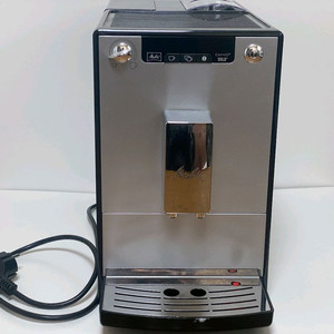 밀리타 카페오솔로 전자동 커피머신 E950