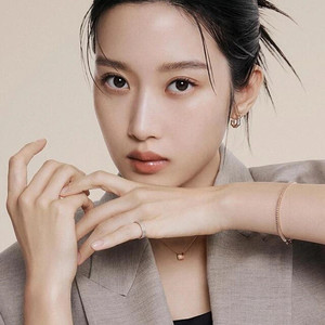 <문가영,김지원 착용> 새상품- 해수엘 귀걸이