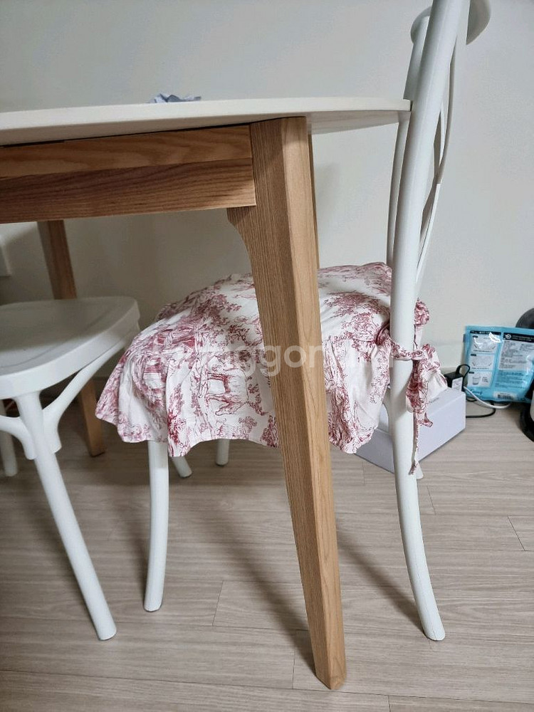 까사미아 onion 래디쉬우드 원형 세라믹테이블 900--6