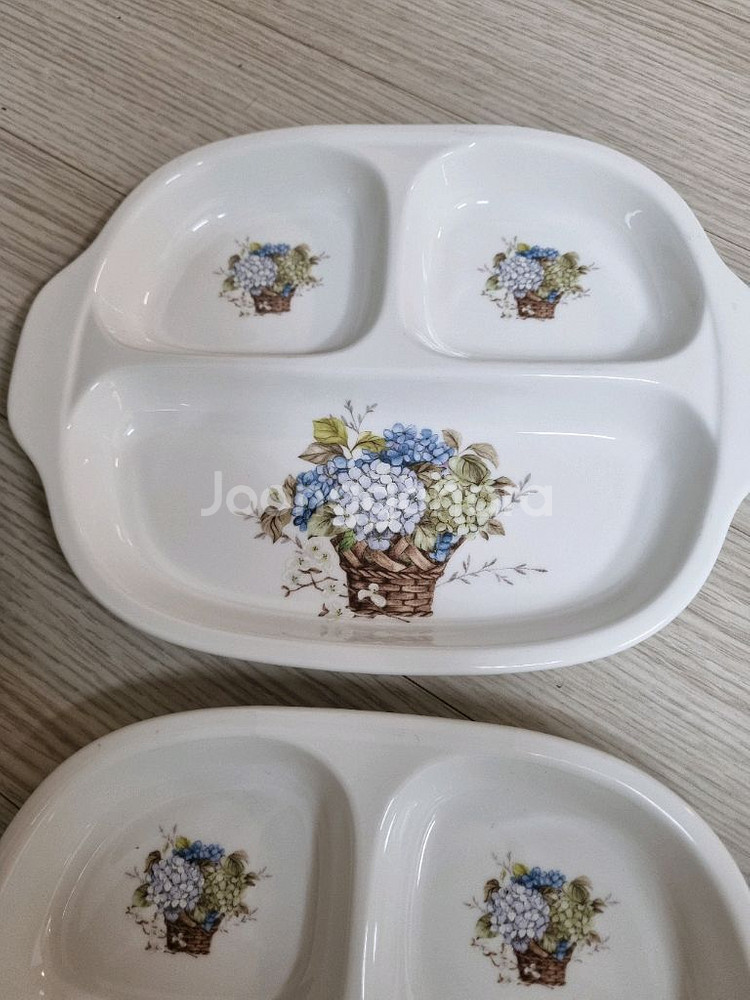 3칸 도자기 식판 어린이 간식--1