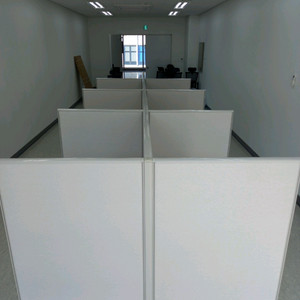 파티션 책상 철재옷장 회의용테이블 작업탁자 원형테이블