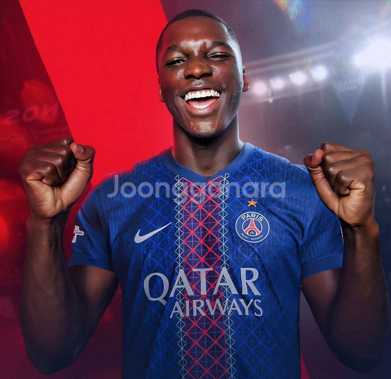 25 26 파리생제르맹 홈킷 누누 멘데스 유니폼 L--8