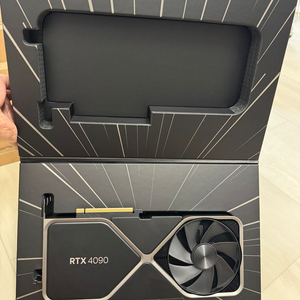 그래픽카드 RTX 4090 FE