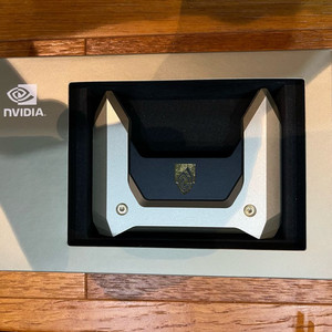 NVIDIA TITAN RTX 4 SLOT NVLIK