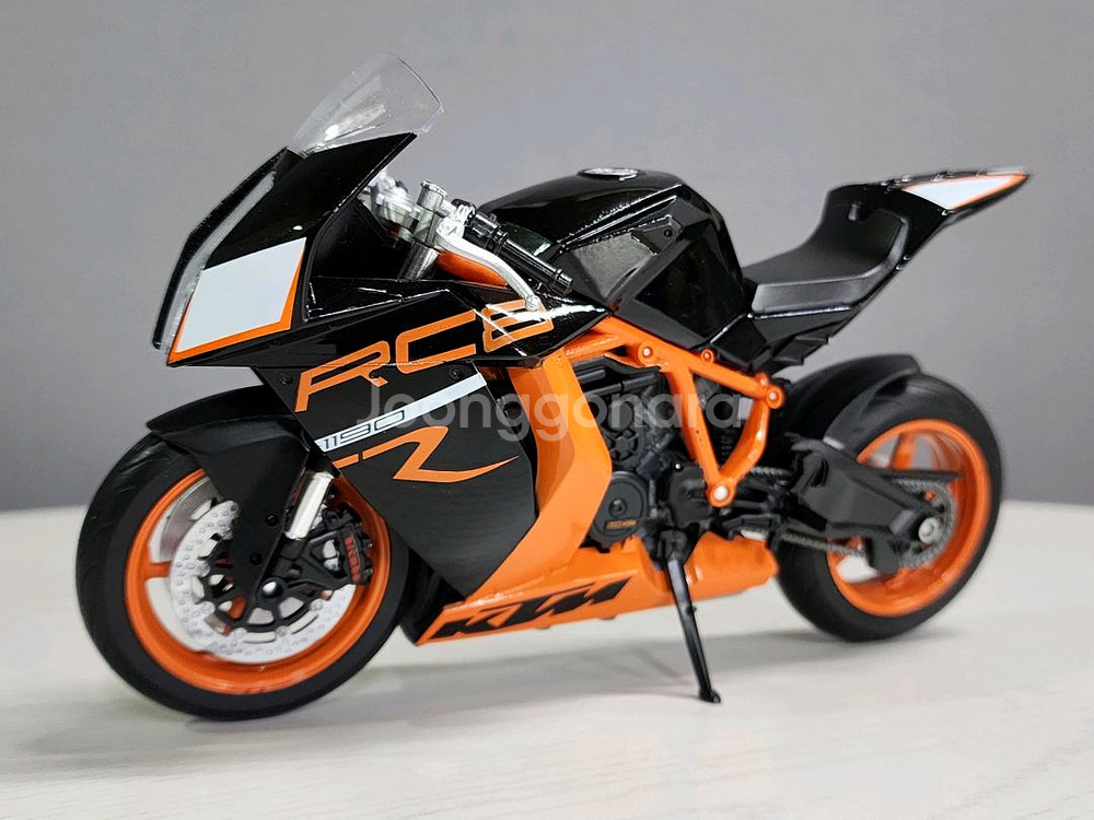 1/10 웰리 모터사이클 판매합니다--2