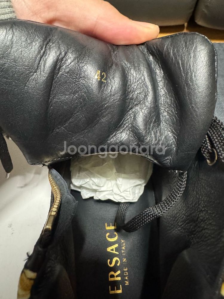 베르사체 스니커즈42사이즈--2