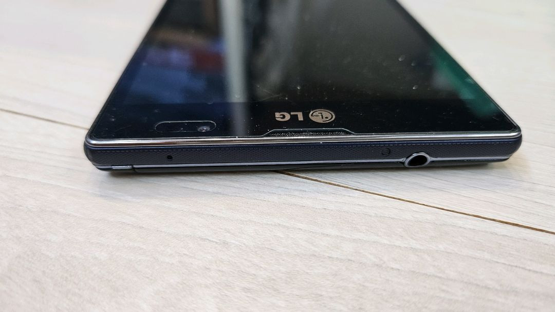 LG-F200K 옵티머스 뷰2--5