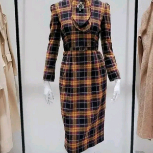 새상품 모조에스핀 스카프넥 원피스 55