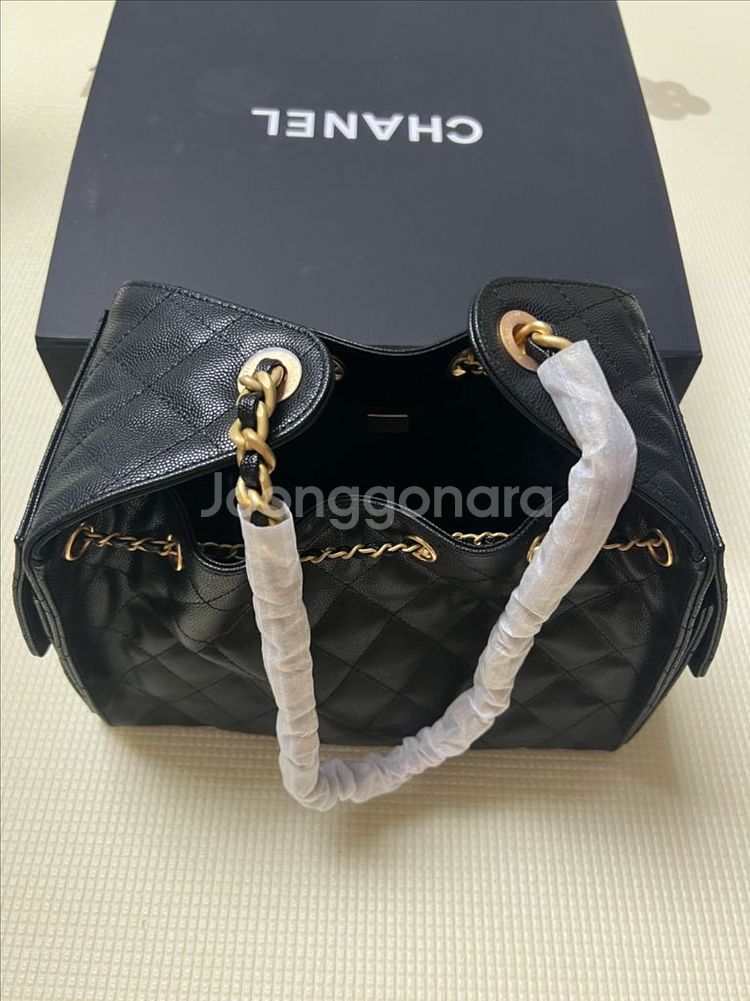 샤넬 25백 블랙 캐비어 버킷백 새상품--3