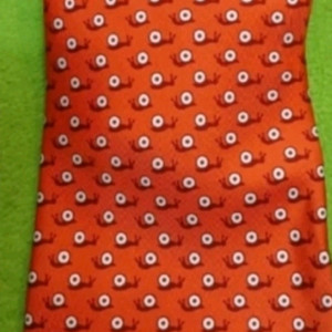 에르메스 넥타이입니다