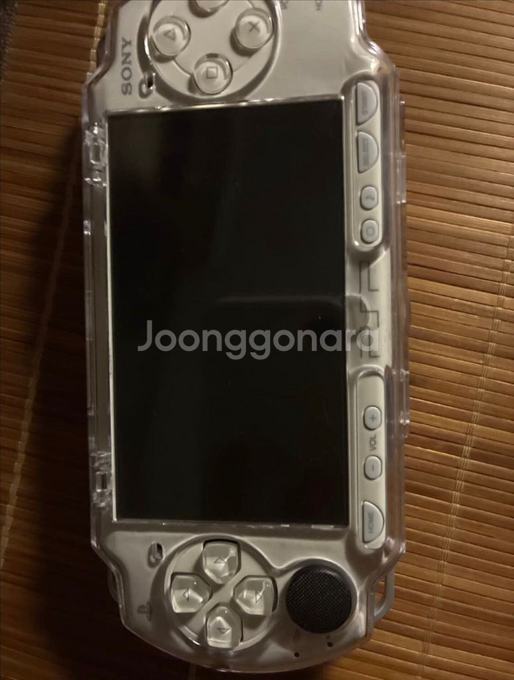 psp 화이트 2000번대 일본판 상태 최상급 판매합니--1