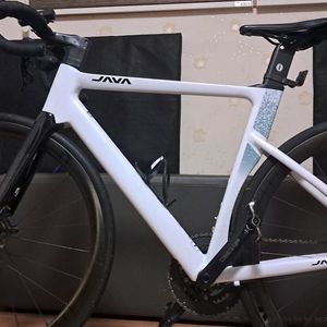 자바 실룰로6, 카본 휠 이미지