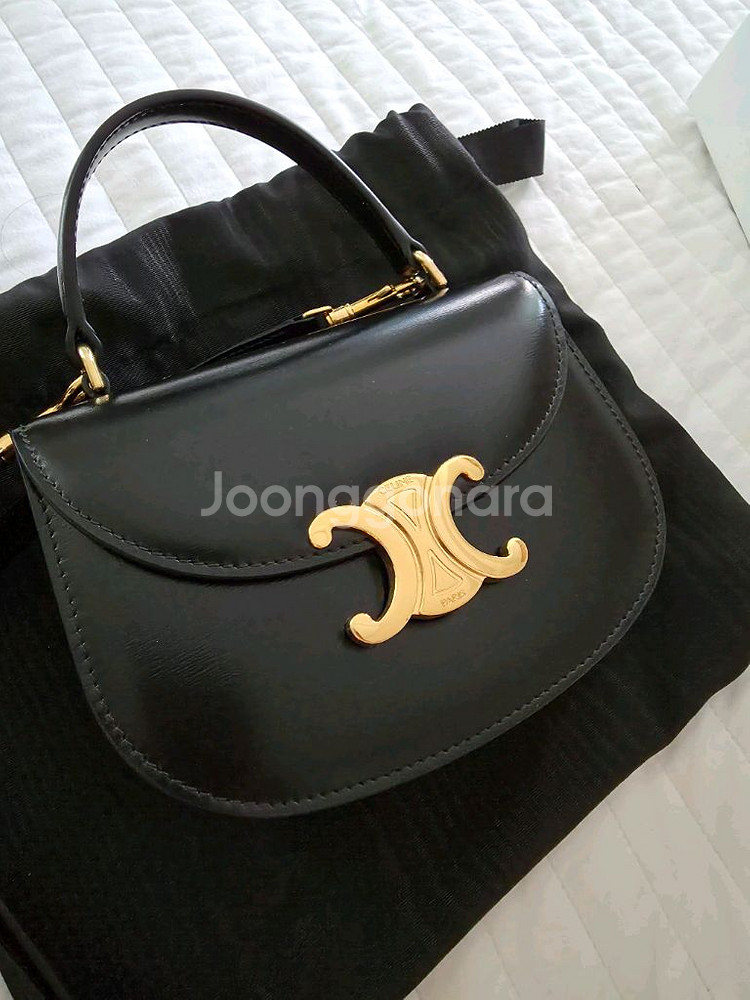 셀린느 미니 트리옹프 백 (클레아 베사체 미니) 판매합--4