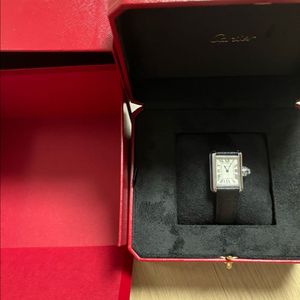까르띠에 탱크머스트 스몰 판매합니다