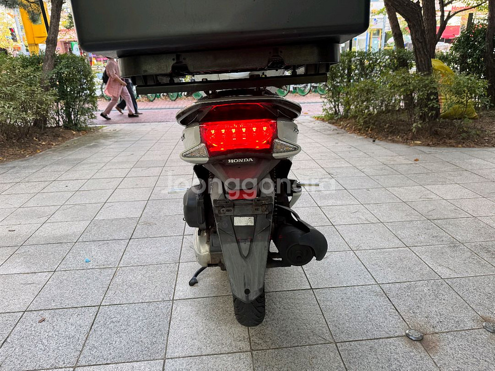 혼다 pcx125 18년 배달풀셋팅 팝니다--6