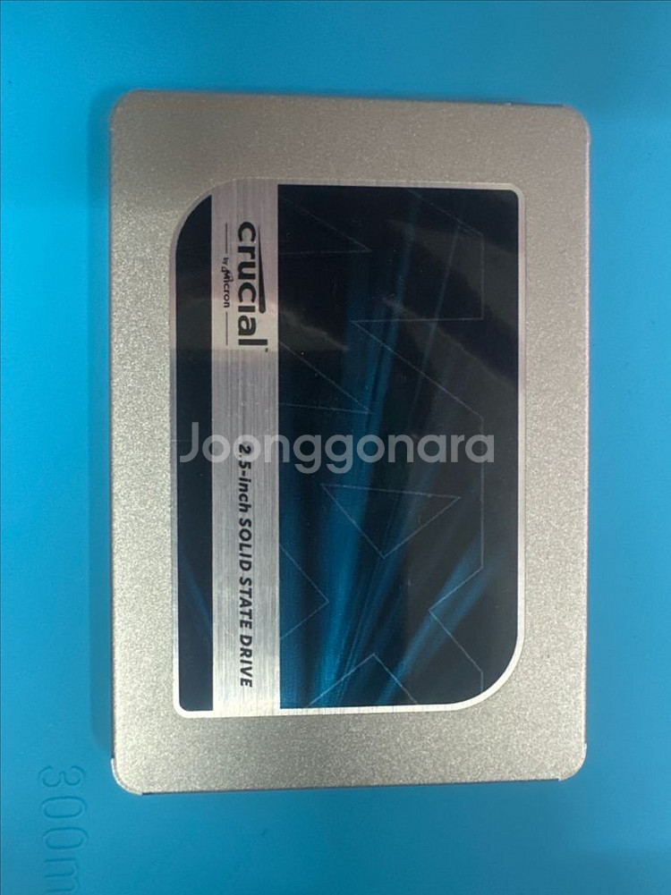 Crucial MX500 2TB SSD--0