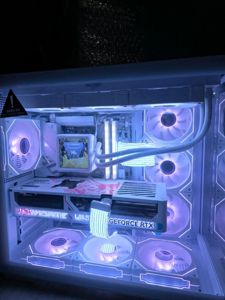 라이젠7 9800X3D RTX5080 이미지