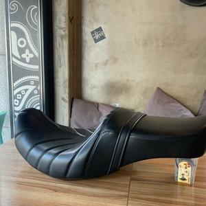 할리데이비슨 다이나 킹앤퀸 시트