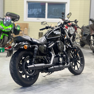 할리데이비슨 아이언883 16년식 1.5만KM